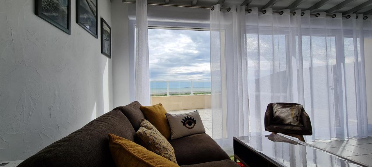 Relais Des Iles Saint Marcouf Villa Екстериор снимка