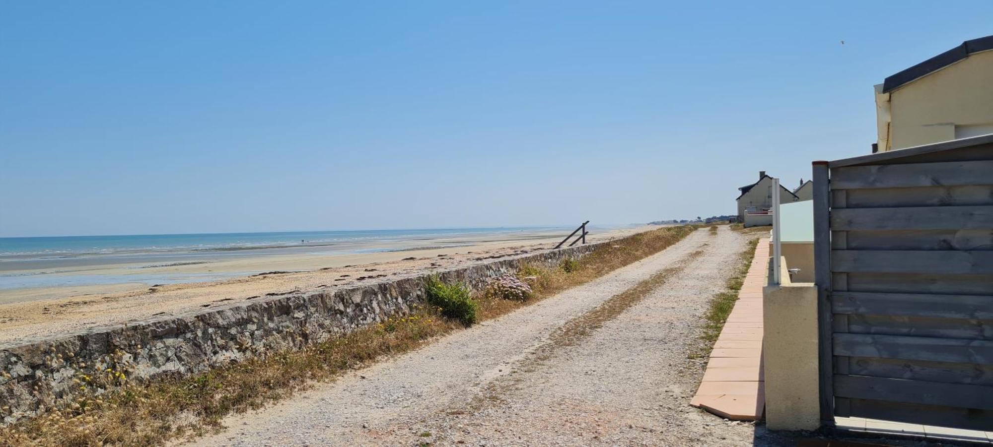 Relais Des Iles Saint Marcouf Villa Екстериор снимка